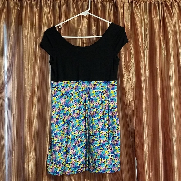 Forever 21 dress - Picture 2 of 3